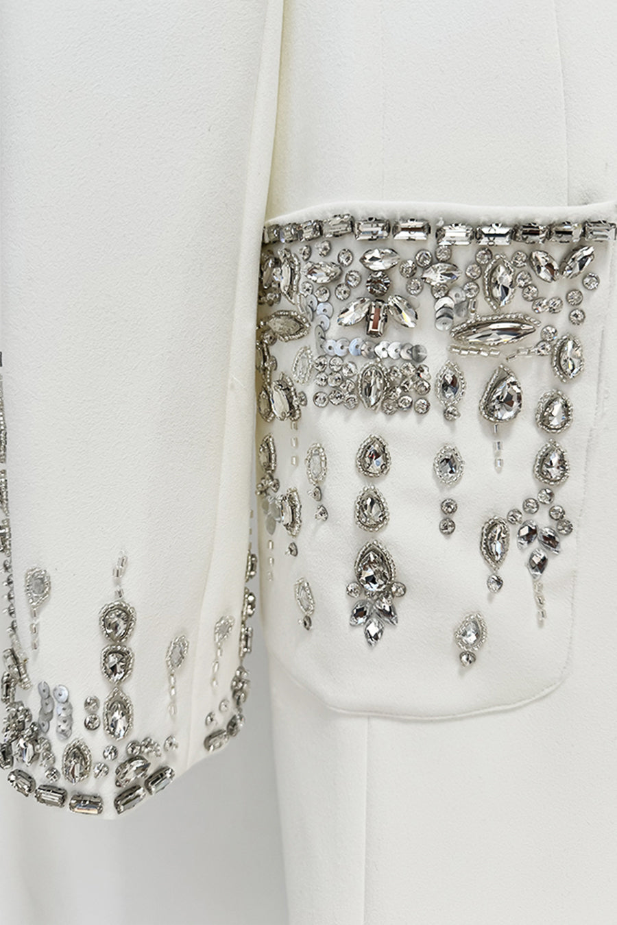 Beyaz Uzun Silüet Elbise