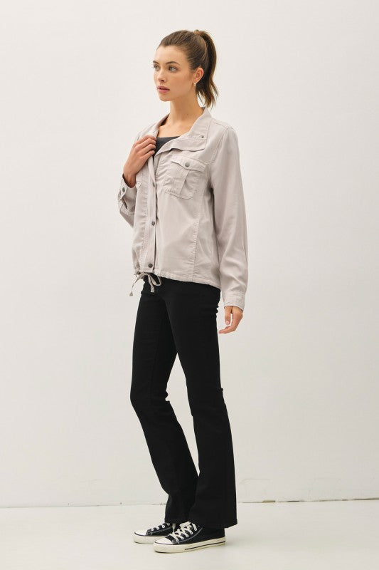 Uzun Kollu Büzgü Detaylı  Ceket