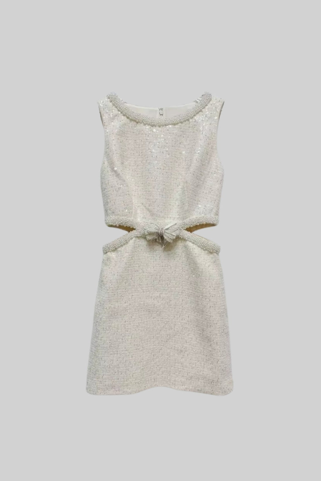 Bel Kesimli ve Fiyonklu Payetli Kolsuz Mini Elbise