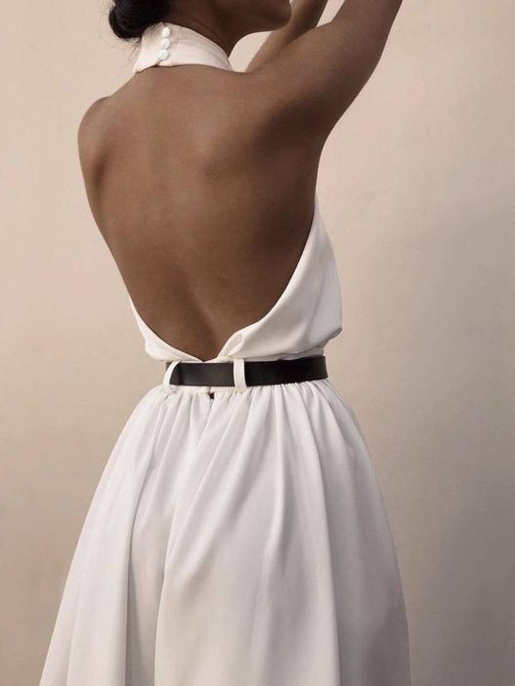 Çapraz Askılı Sırtı Açık Kemersiz Tulum