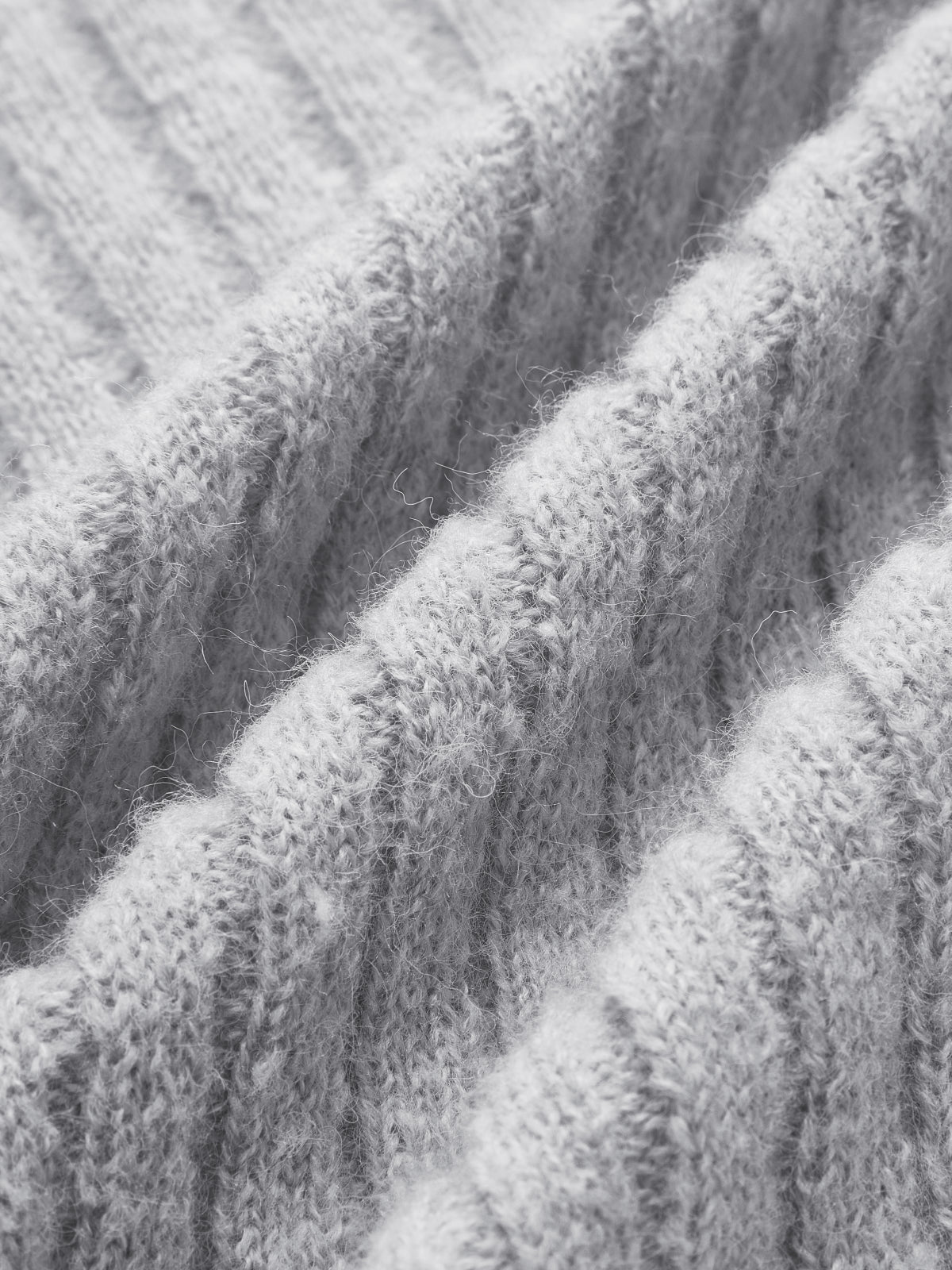 Kontrast İşlemeli Düğmeli Hırka