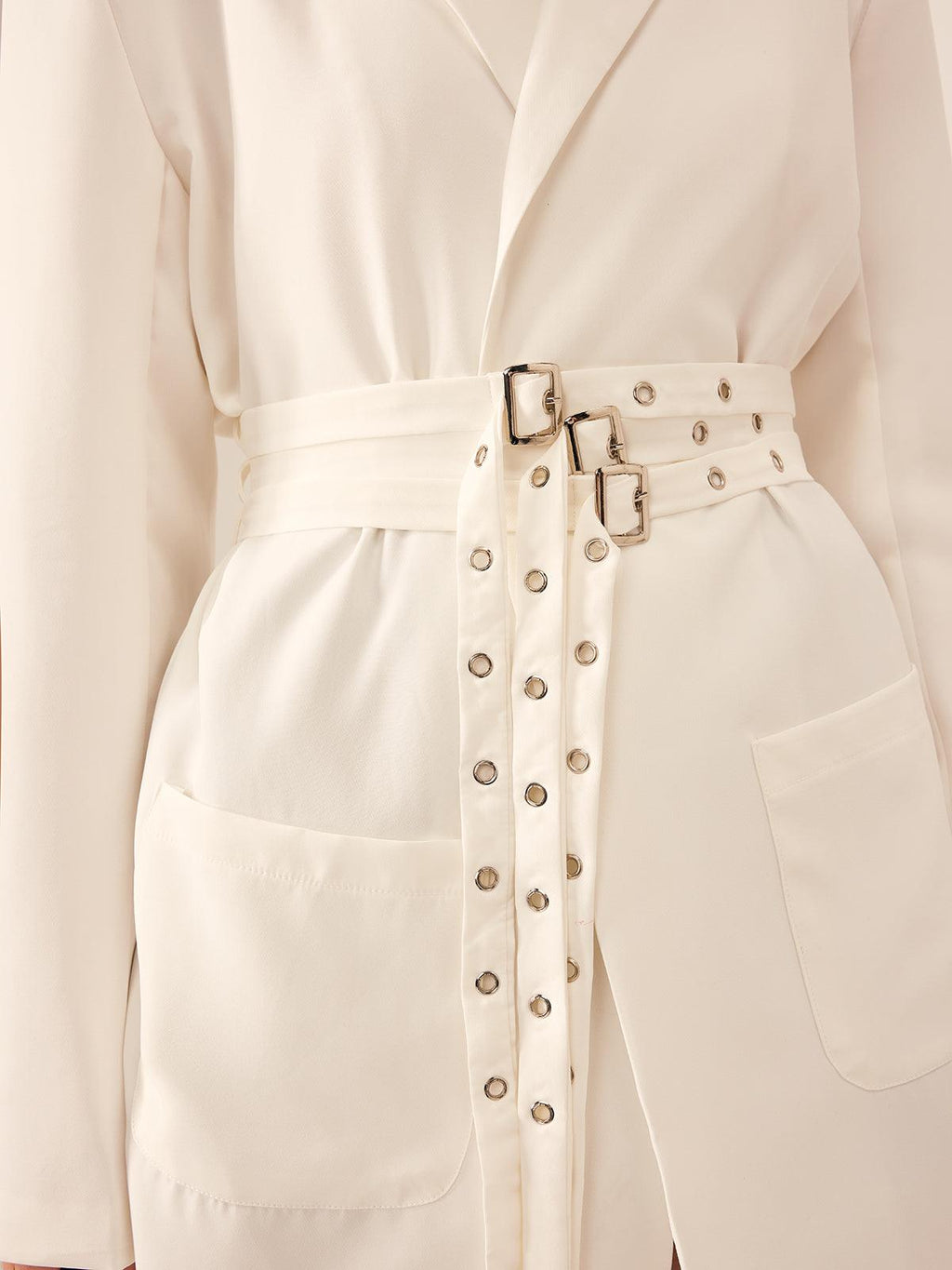 White Grace Belted Blazer Ceket