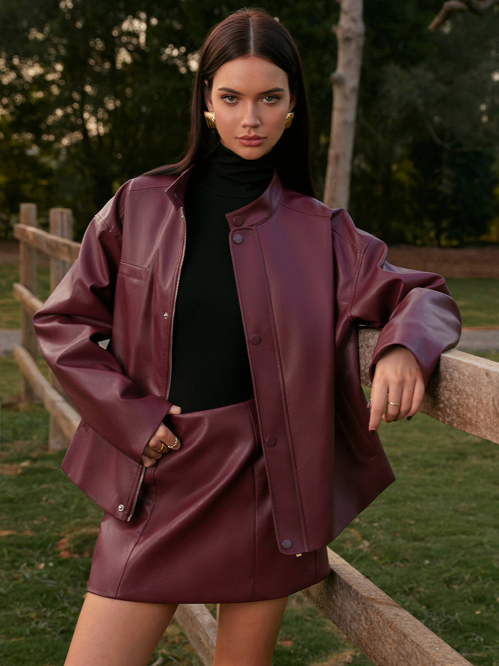 Orta Bel Suni Deri Sırttan Fermuarlı Mini Etek