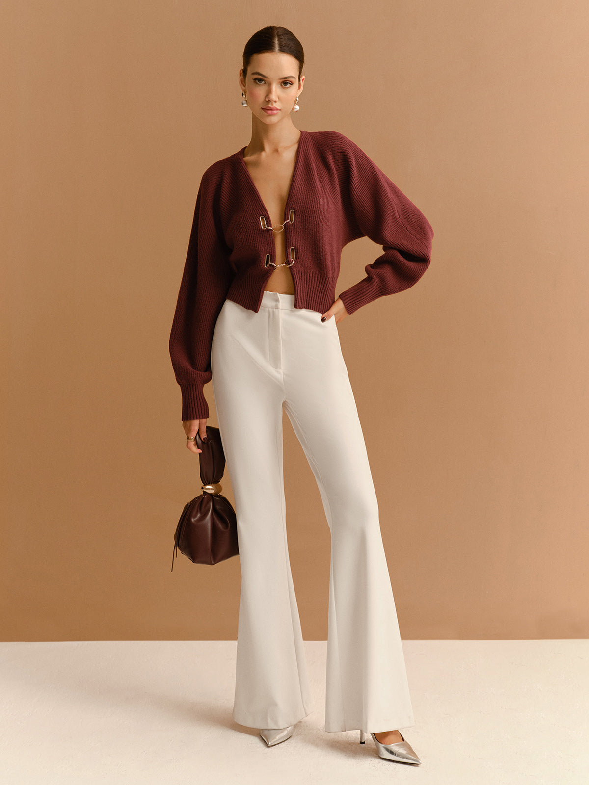 Düğme Kollu Metal Detaylı Kısa Hırka