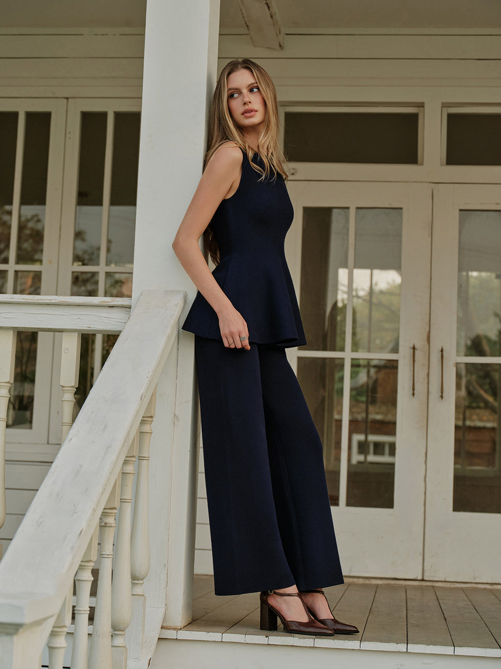 Şık Kloş Etekler Kolsuz Triko