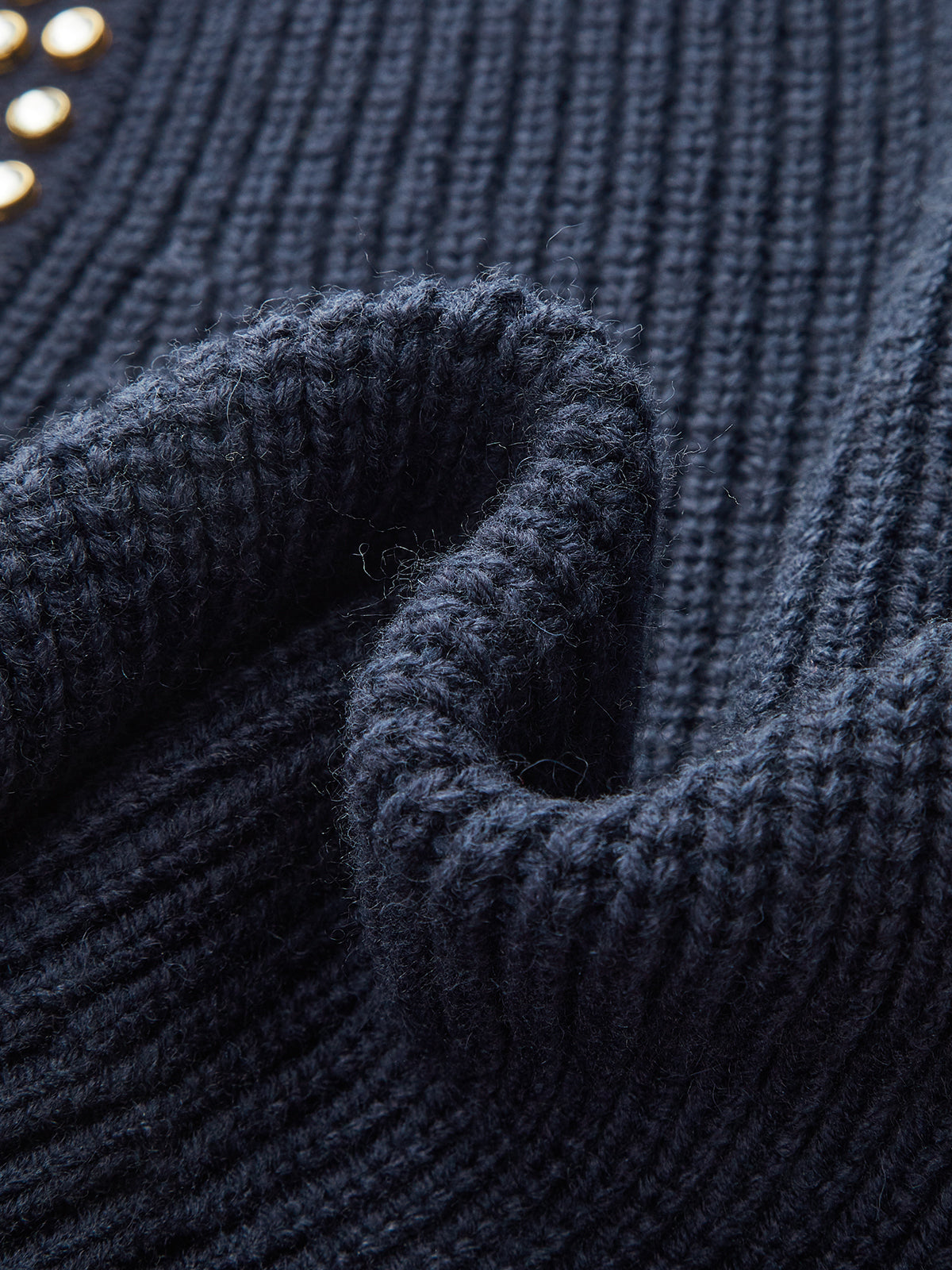 Zımba Süslemeli Yakalı Yün Karışımlı V Yaka Triko