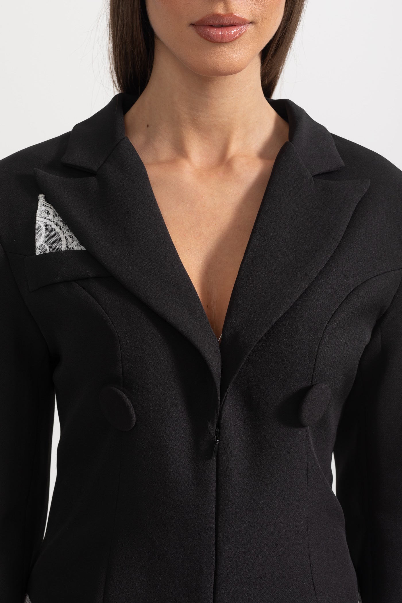 Beyaz Dantel Süslemeli Zarif Blazer Bodysuit