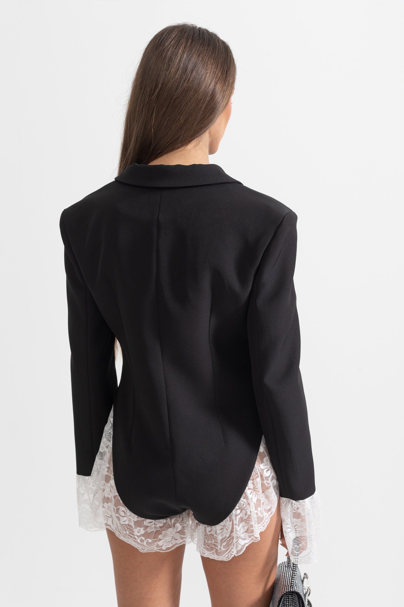 Beyaz Dantel Süslemeli Zarif Blazer Bodysuit