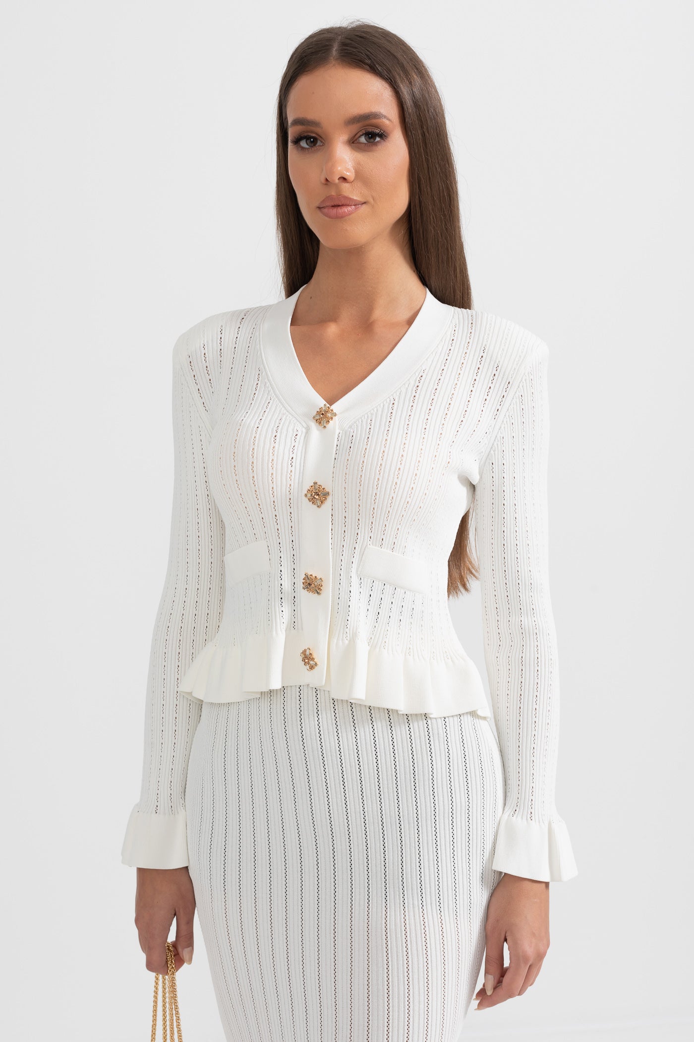 Beyaz Fırfırlı Ceket & Volanlı Etek Triko Takım