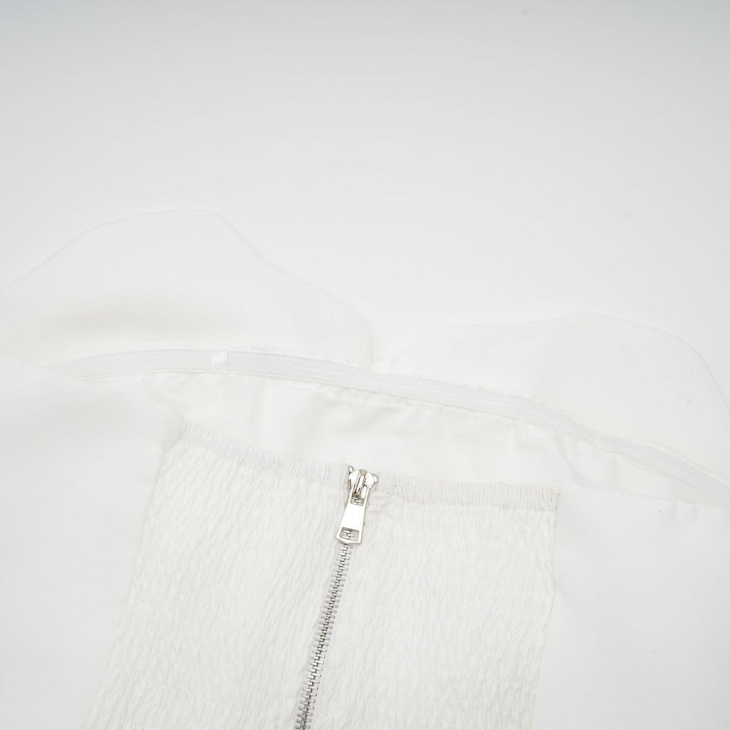 Flora Elegance Beyaz 3D Çiçek Detaylı Straplez Bluz