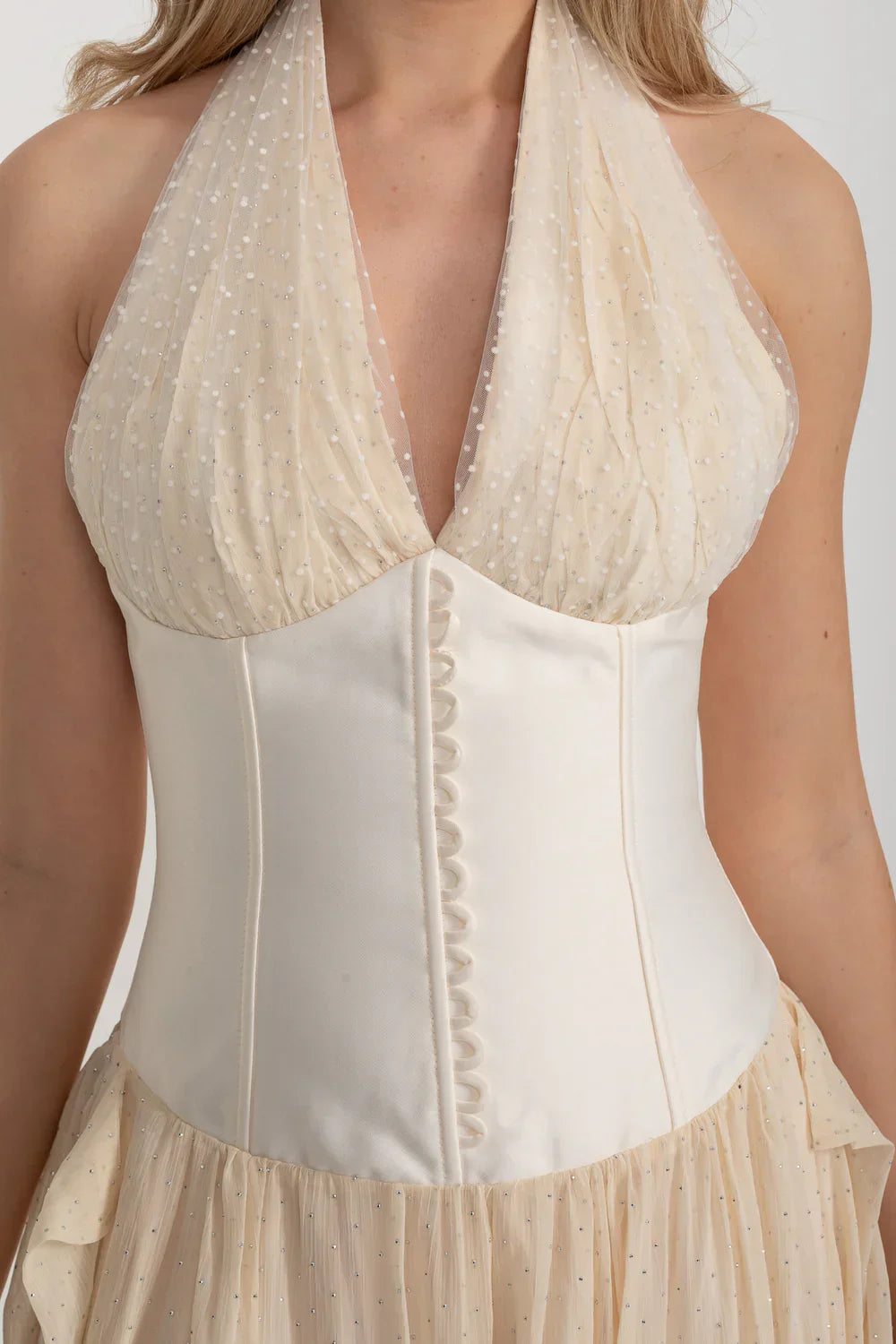 Gömme Korse Stili Gövdeli ve Dökümlü Maksi Etekli Zarif Elbise - Ivoire