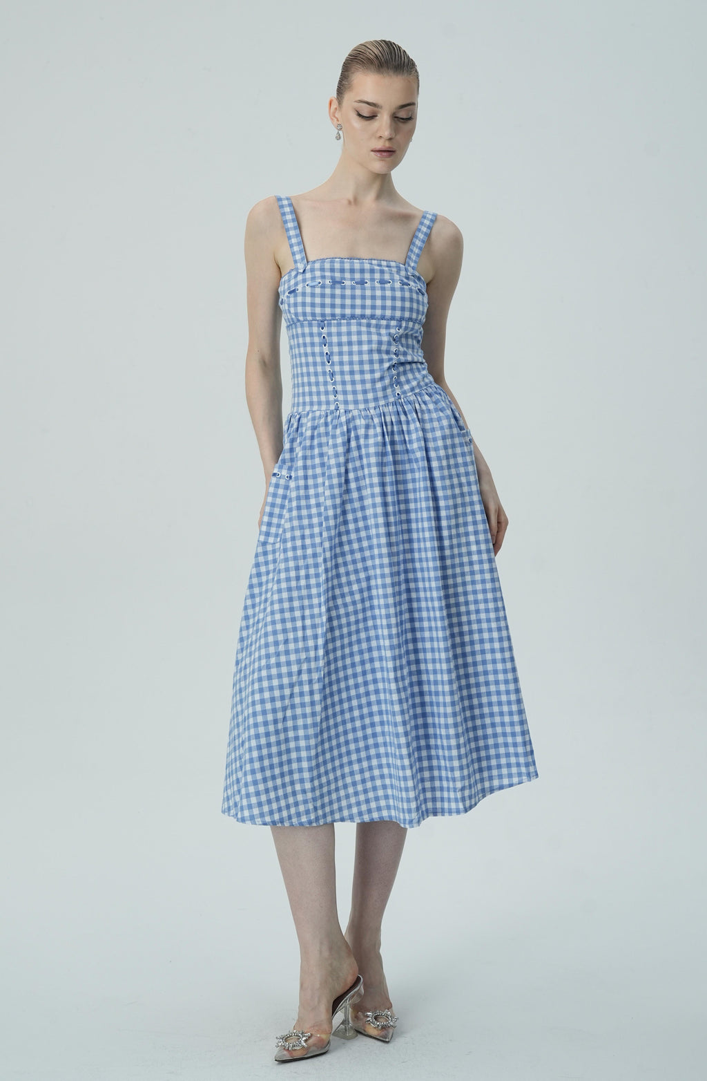 Bağcık Detaylı Mavi Pötikare Midi Elbise