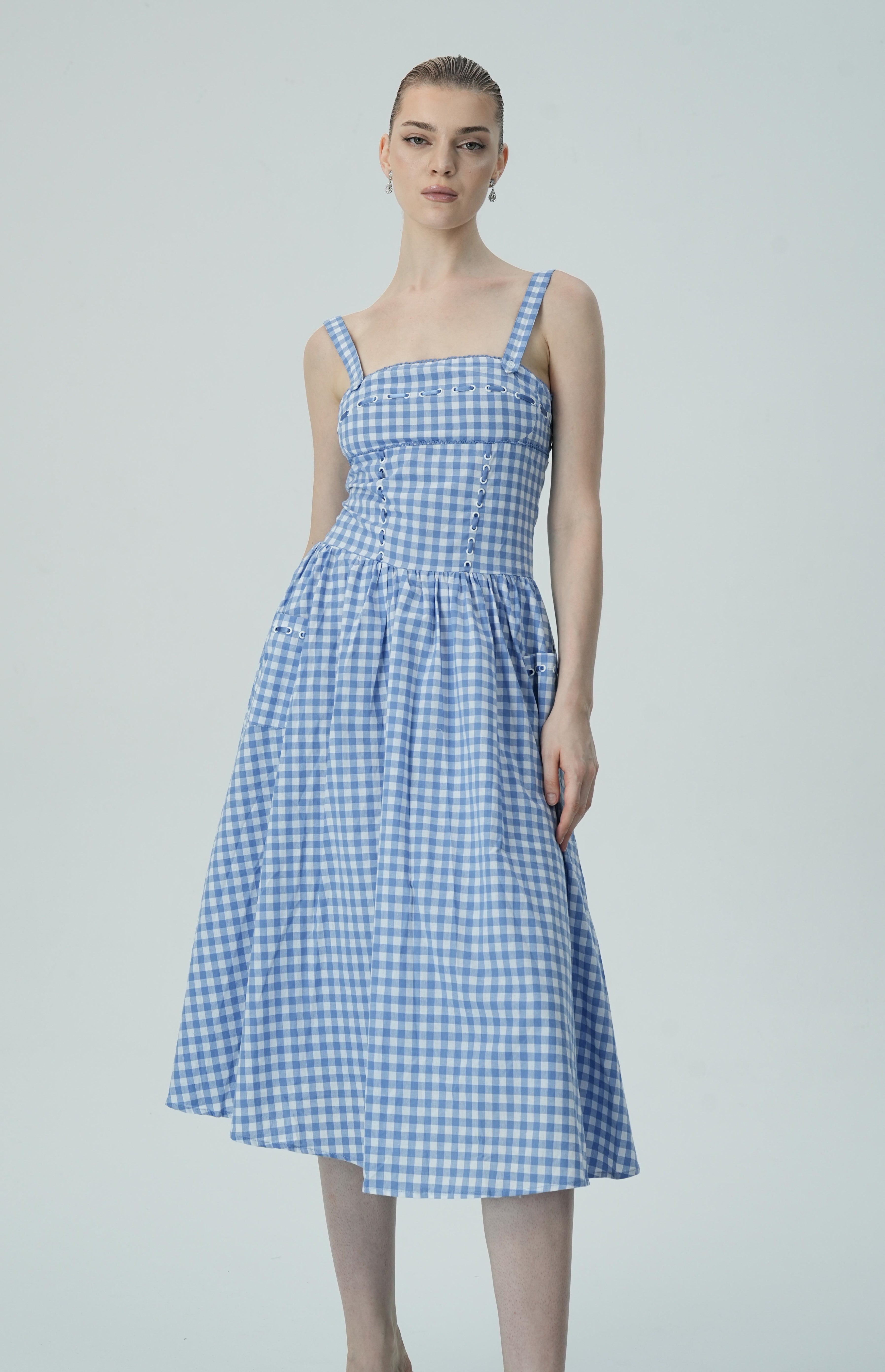 Bağcık Detaylı Mavi Pötikare Midi Elbise