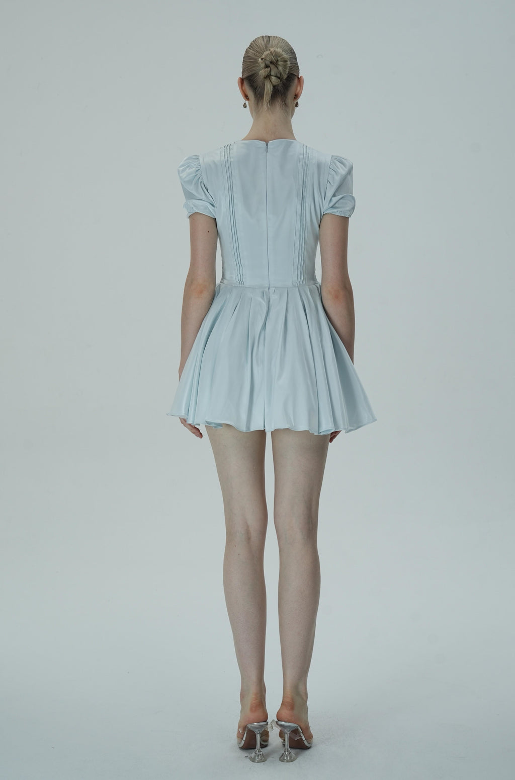 Şık Puf Kollu Mini Elbise