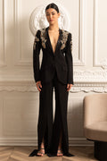 Taş Detaylı Ceket ve Uyumlu Bol Paça Pantolondan Oluşan Zarif Takım – Siyah