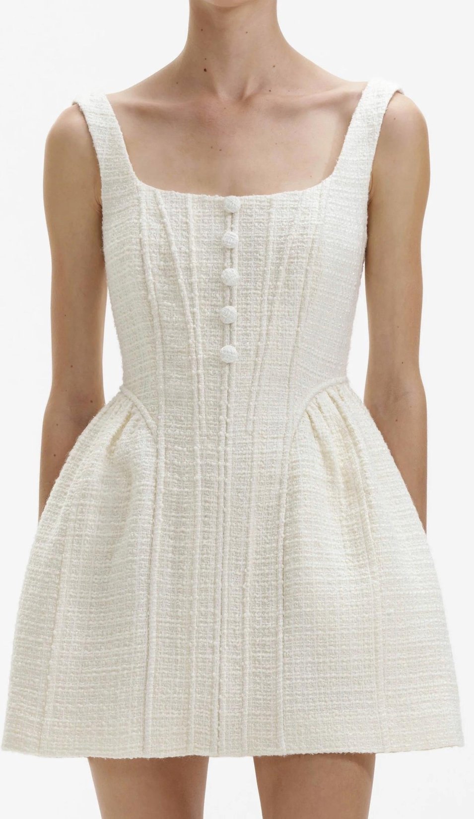 Askılı Düğme Detaylı Beyaz Mini Tasarım Elbise